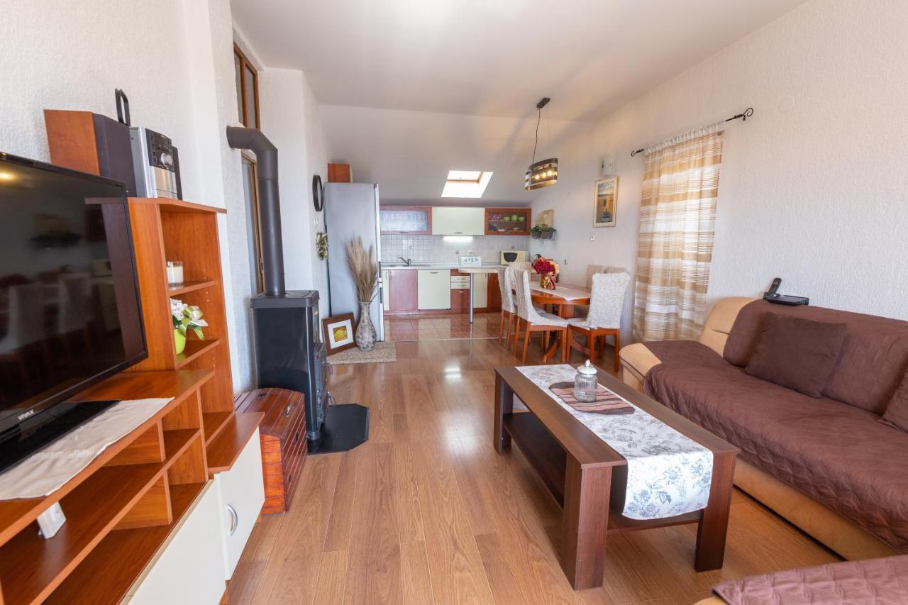 Apartman Mia Senj  Bagian luar foto