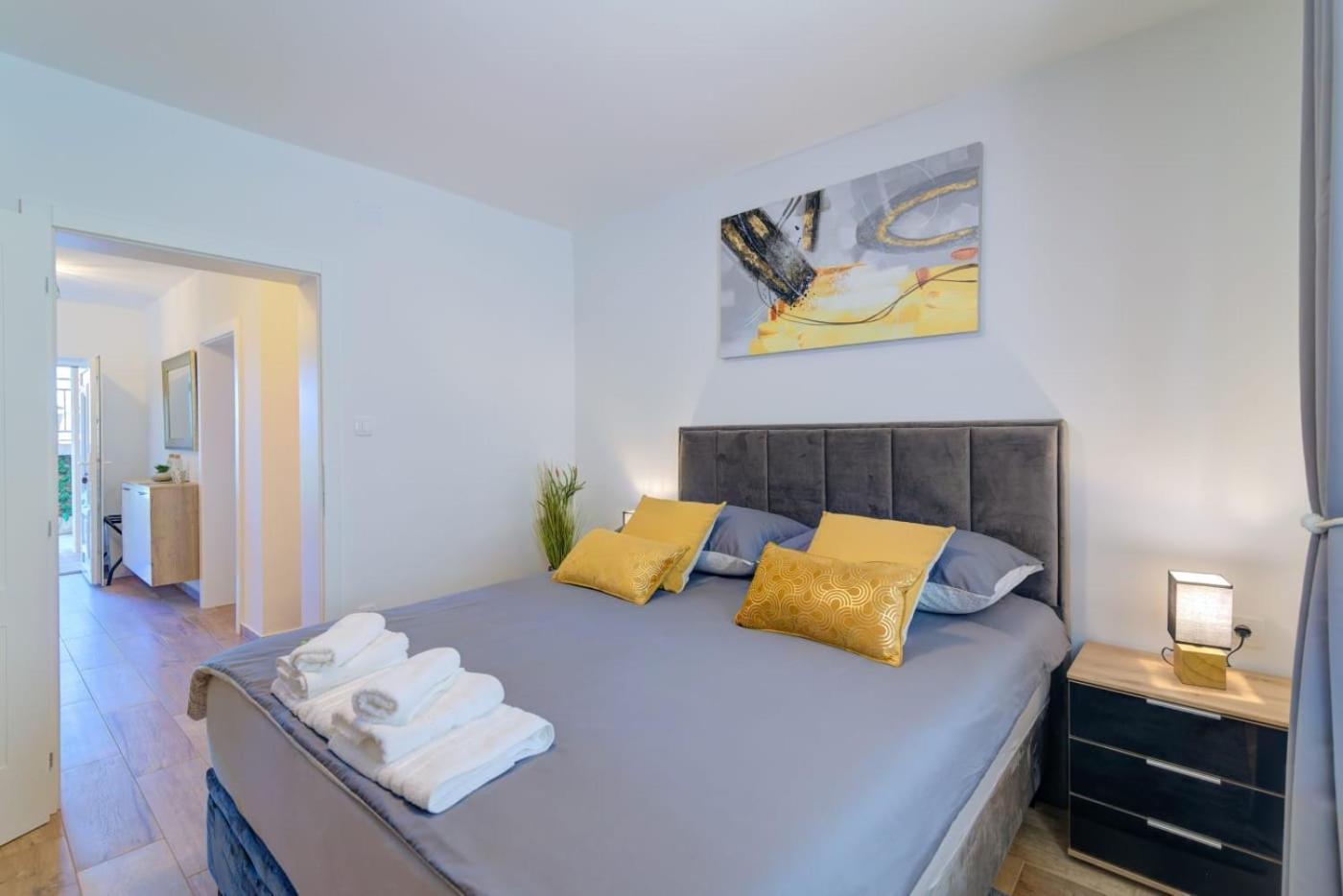 Apartman Mia Senj  Bagian luar foto